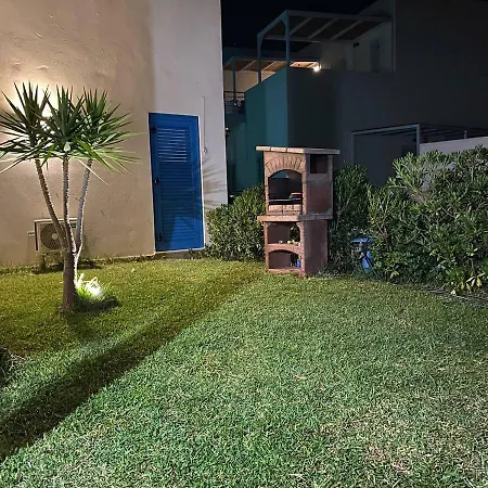 Lele's *